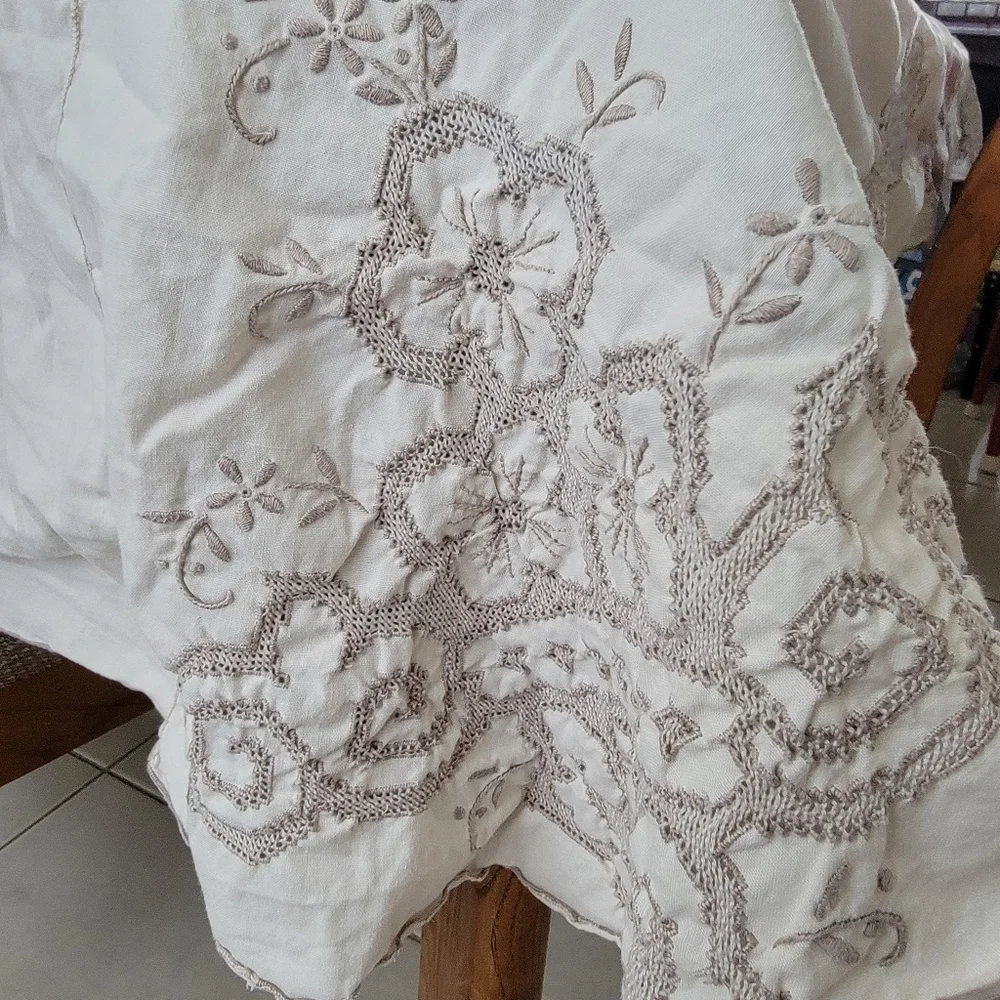Maderia Style Cutwork Embroidery Tablecloth